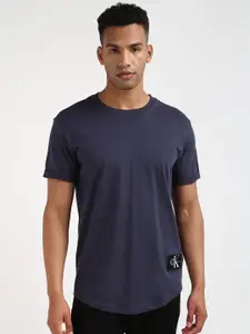 Calvin Klein Jeans Men Solid Round Neck Applique Cotton T-shirt