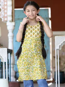 Sangria Floral Printed Cotton Straight Short Kurti