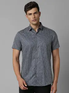 Louis Philippe Sport Men Slim Fit Opaque Printed Casual Shirt