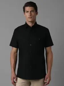 Louis Philippe Sport Men Slim Fit Opaque Casual Shirt