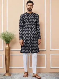 See Designs Men Printed Regular Pure Cotton Kurta with Pyjamas