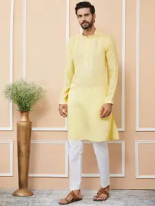 See Designs Men Floral Embroidered Regular Kurta with Pyjamas