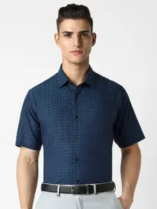 Van Heusen Men Opaque Checked Party Shirt