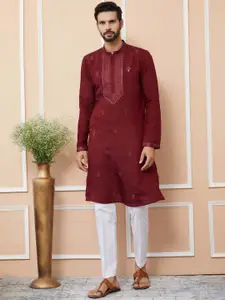 See Designs Men Embroidered Thread Work Kurta