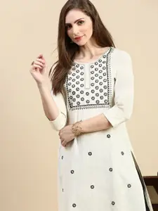 SHOWOFF Women Embroidered Thread Work Kurta