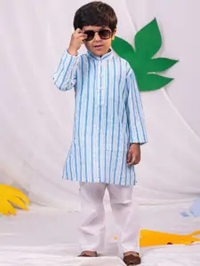 VASTRAMAY Boys Printed Regular Kantha Work Pure Cotton Kurta with Pyjamas
