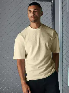 Maniac Men Solid T-shirt