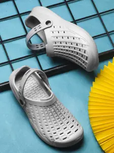 HRX by Hrithik Roshan Men Grey Rubber Clogs