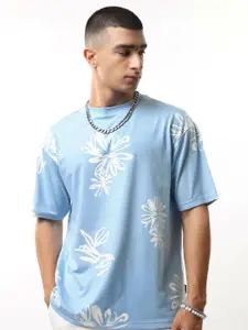 HIGHLANDER Men Typography Printed Applique T-shirt