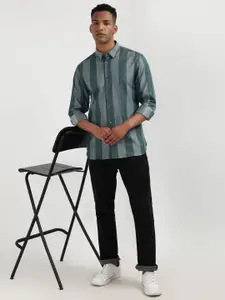 Tommy Hilfiger Men Opaque Striped Casual Shirt