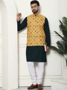 SOJANYA Checked Regular Pure Cotton Kurta with Churidar & Nehru Jacket