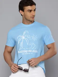 Levis Pure Cotton Slim Fit T-shirt with Pocket