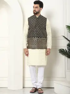 SOJANYA Printed Regular Pure Cotton Kurta with Churidar & Nehru Jacket