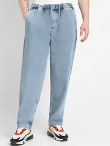 FOREVER 21 Men Straight Fit Clean Look Mid-Rise Pure Cotton Jeans