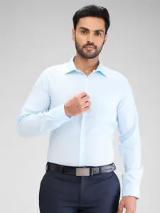 Park Avenue Men Slim Fit Opaque Checked Spread Collar Formal Shirt