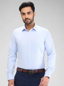 Park Avenue Men Slim Fit Opaque Spread Collar Formal Shirt