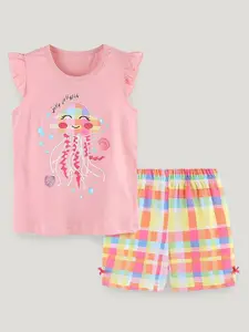 StyleCast Girls Pink Graphic Printed Pure Cotton Top with Shorts