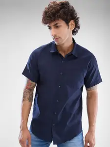 SPYKAR Men Slim Fit Opaque Solid Spread Collar Casual Shirt