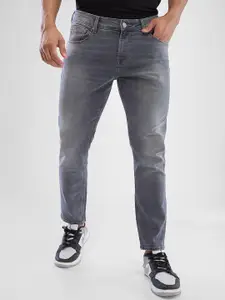 SPYKAR Men Slim Fit Mildly Distressed Heavy Fade Cotton Stretchable Jeans