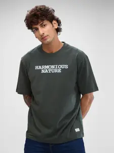 SPYKAR Men Typography Printed Regular Fit T-shirt