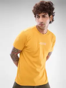 SPYKAR Men Typography Printed Slim Fit T-shirt