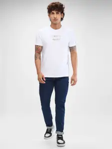 SPYKAR Men Typography Printed Slim Fit T-shirt