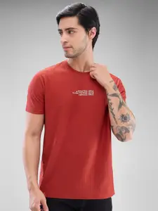 SPYKAR Men Graphic Printed Slim Fit T-shirt