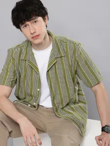 Levis Pure Cotton Slim Fit Opaque Striped Casual Shirt