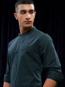 HIGHLANDER Men Dobby Textured Checked Mandarin Collar Casual Shirt