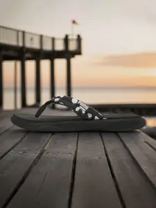 Puma Women RoyalcatSoftride Cara Flip Flops