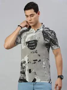 Huetrap Men Graphic Printed Polo Collar T-shirt