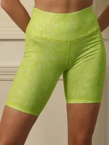 Soie Women Floral Slim Fit High-Rise Shorts