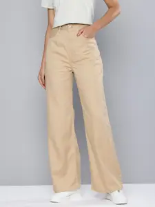 Levis Women Ribcage Wide Leg High-Rise Jeans