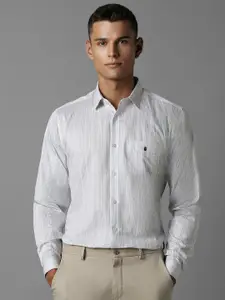 Louis Philippe Sport Men Slim Fit Opaque Striped Casual Shirt