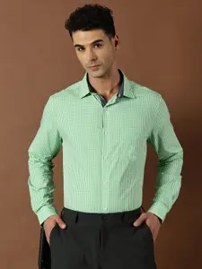 INVICTUS Men Micro Checks Formal Shirt