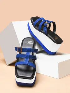 THE WHITE POLE Pumps Platform Heel Sandal