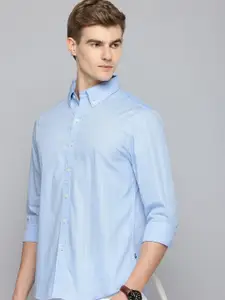 Levis Pure Cotton Slim Fit Vertical Striped Casual Shirt