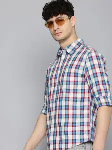 Levis Pure Cotton Slim Fit Opaque Checked Casual Shirt