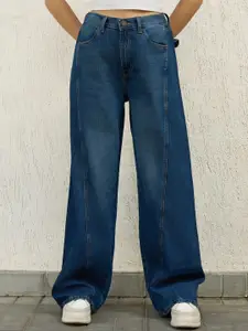 Hubberholme Women puddle Fit High-Rise Light Fade Jeans