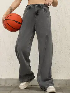 Hubberholme Women puddle Fit High-Rise Light Fade Jeans