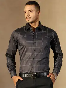 DENNISON Men Windowpane Checked Spread Collar Smart Formal Shirt