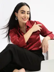 SHOWOFF Women Standard Slim Fit Opaque Casual Shirt