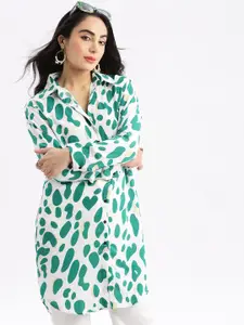 SHOWOFF Women Comfort Slim Fit Opaque Printed Casual Shirt