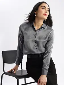SHOWOFF Women Comfort Slim Fit Spread Collar Casual Shirt