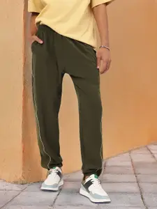 Kook N Keech Men Solid Side Detail Track Pants