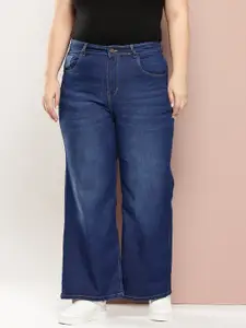 Sztori Women Relaxed Fit Light Fade Stretchable Jeans