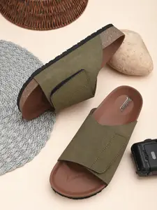 The Roadster Lifestyle Co Men Slip On Sandals