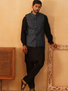 Jompers Mandarin Collar Thread Work  Straight Kurta With Pyjamas