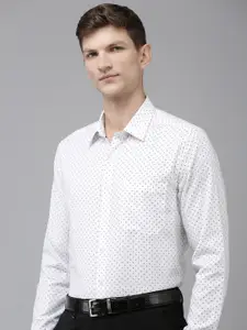 Louis Philippe Men Cotton Wrinkle Resistant Slim fit White Printed Formal Shirt