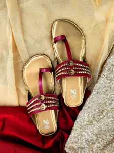 THE MADRAS TRUNK Women One Toe Flats
